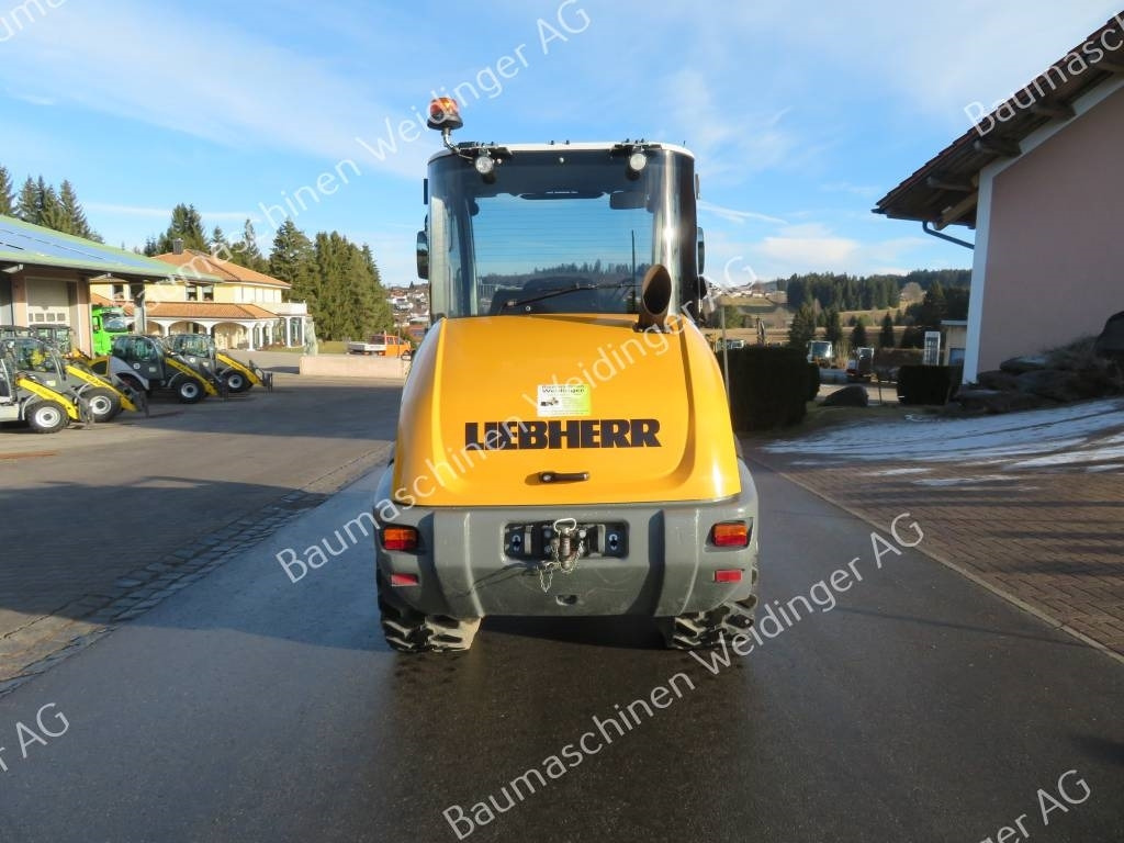 Liebherr L 506 - Chargeuse sur pneus: photos 4 Liebherr L 506 - Chargeuse sur pneus: photos 4