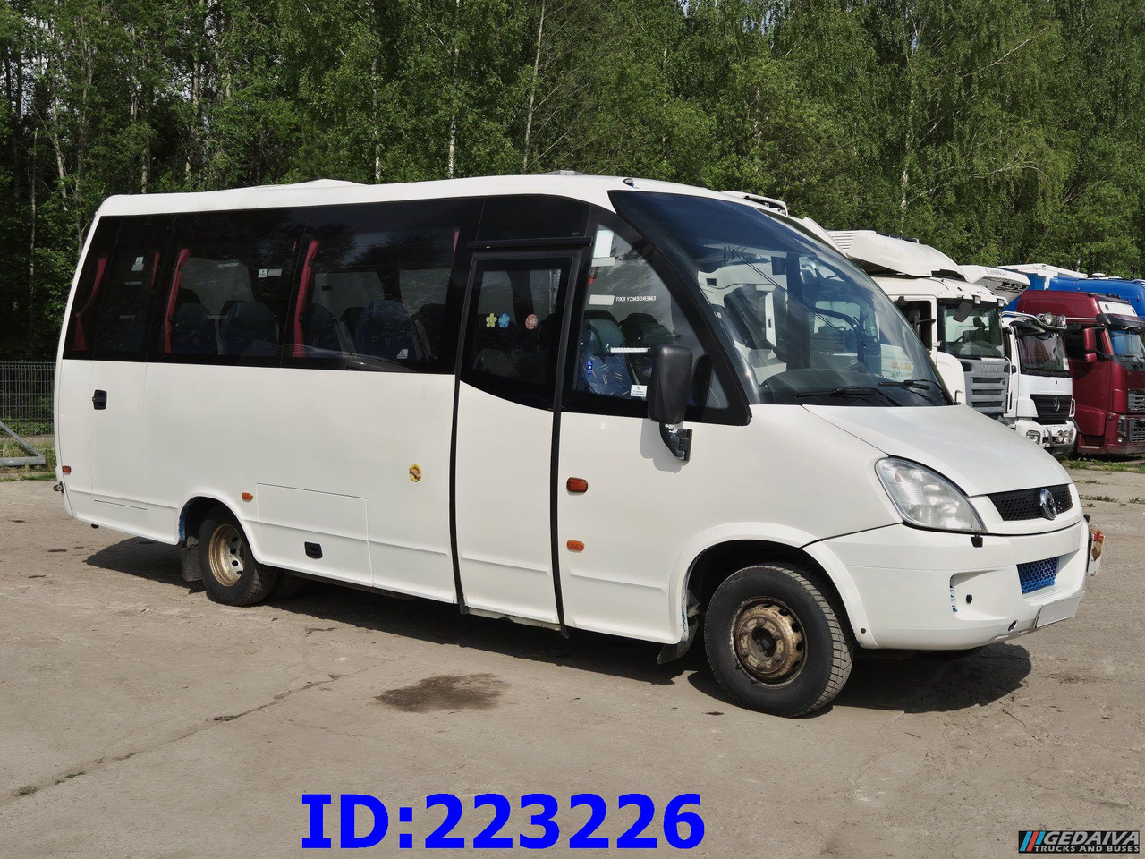 IVECO Daily 70C17A 25-seater Euro5 - Autocar: photos 4 IVECO Daily 70C17A 25-seater Euro5 - Autocar: photos 4