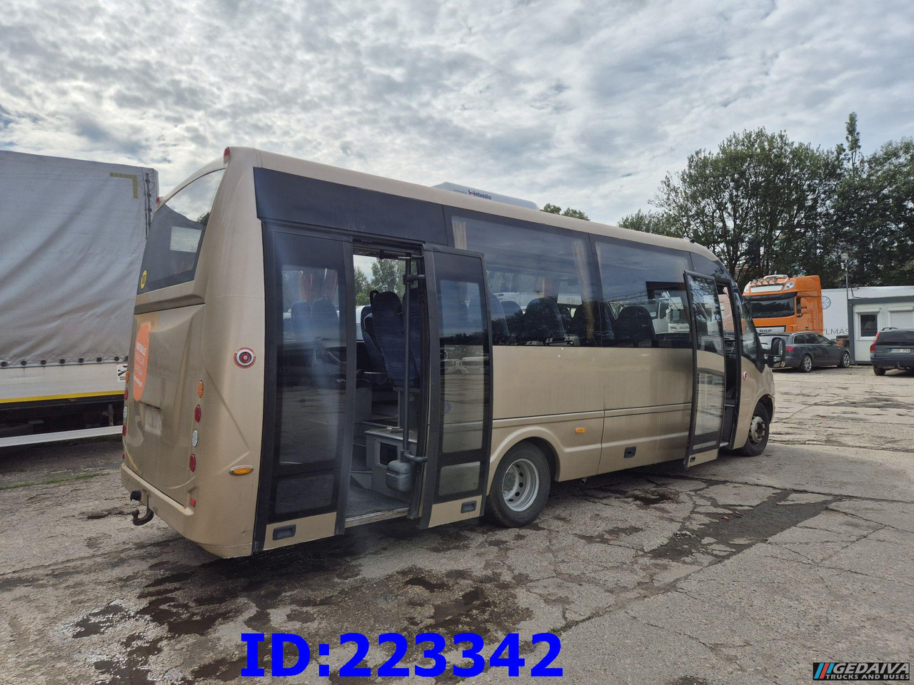 IVECO Rosero Euro5 34-Place (Gearbox defekt) - Autocar: photos 5 IVECO Rosero Euro5 34-Place (Gearbox defekt) - Autocar: photos 5