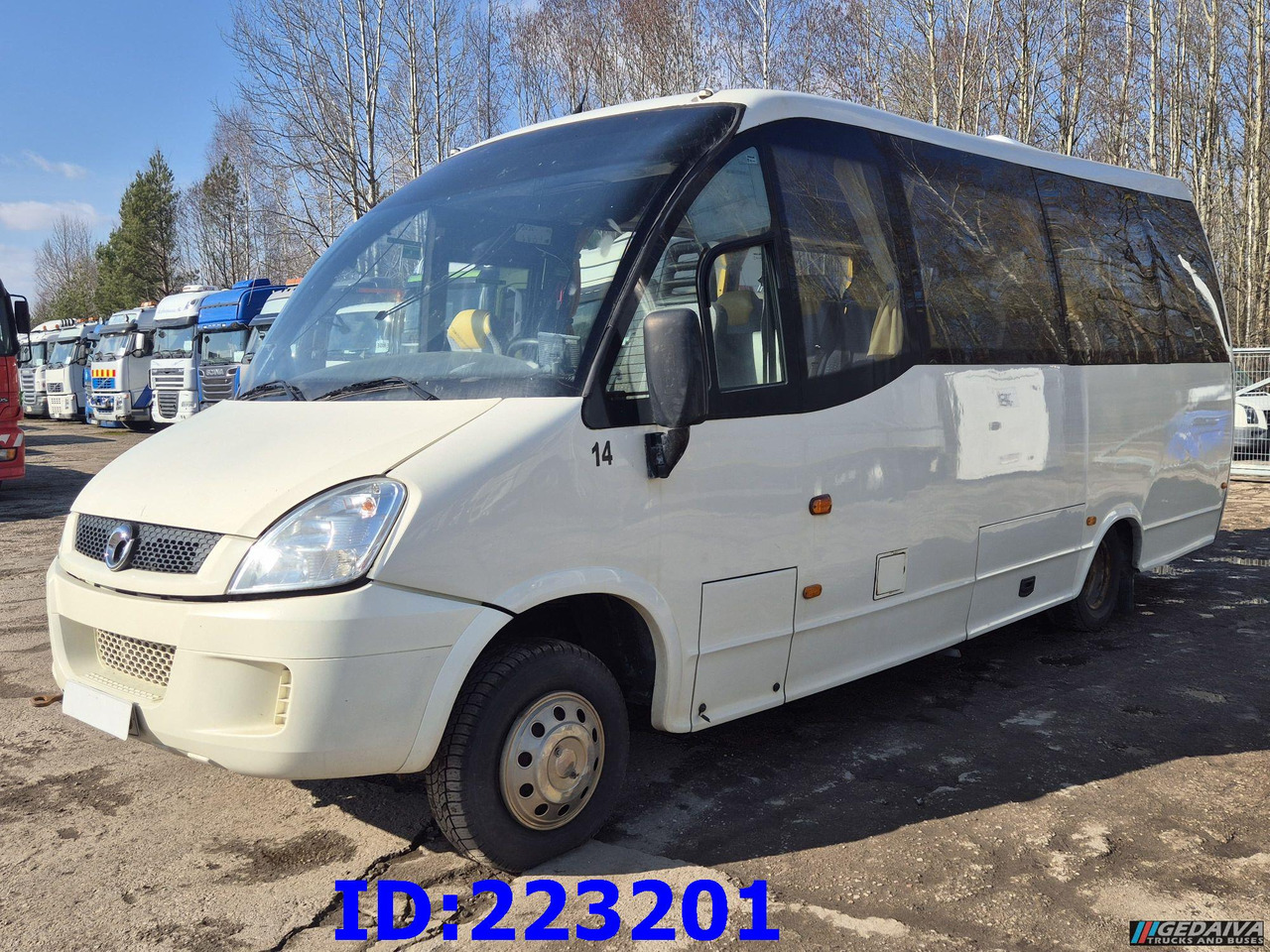 IVECO Wing 25-seater (Engine problem) - Autocar: photos 1 IVECO Wing 25-seater (Engine problem) - Autocar: photos 1