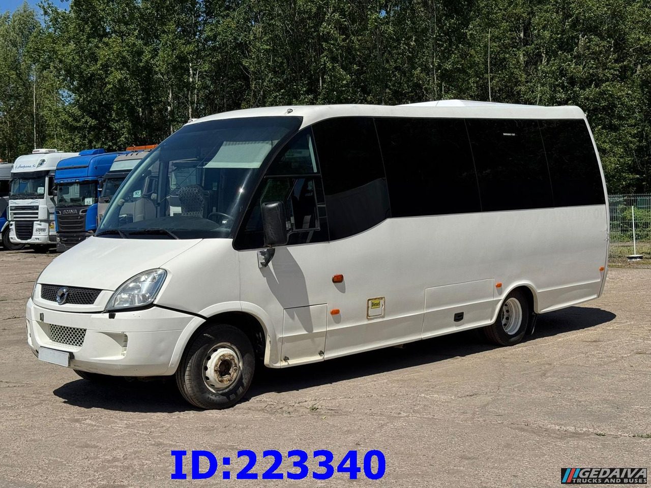 IVECO Wing Euro5 25 places - Autocar: photos 1 IVECO Wing Euro5 25 places - Autocar: photos 1