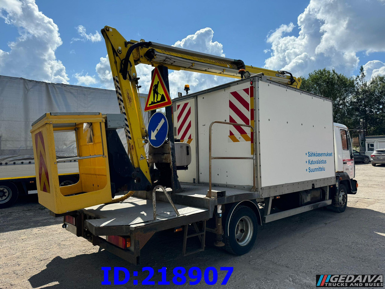 MAN LE 220C + Sky King 179TV - Camion avec nacelle: photos 5 MAN LE 220C + Sky King 179TV - Camion avec nacelle: photos 5