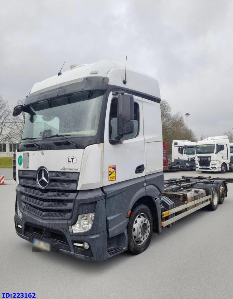 MERCEDES-BENZ Actros 2542 BDF 6x2 Euro6 - Châssis cabine: photos 1 MERCEDES-BENZ Actros 2542 BDF 6x2 Euro6 - Châssis cabine: photos 1