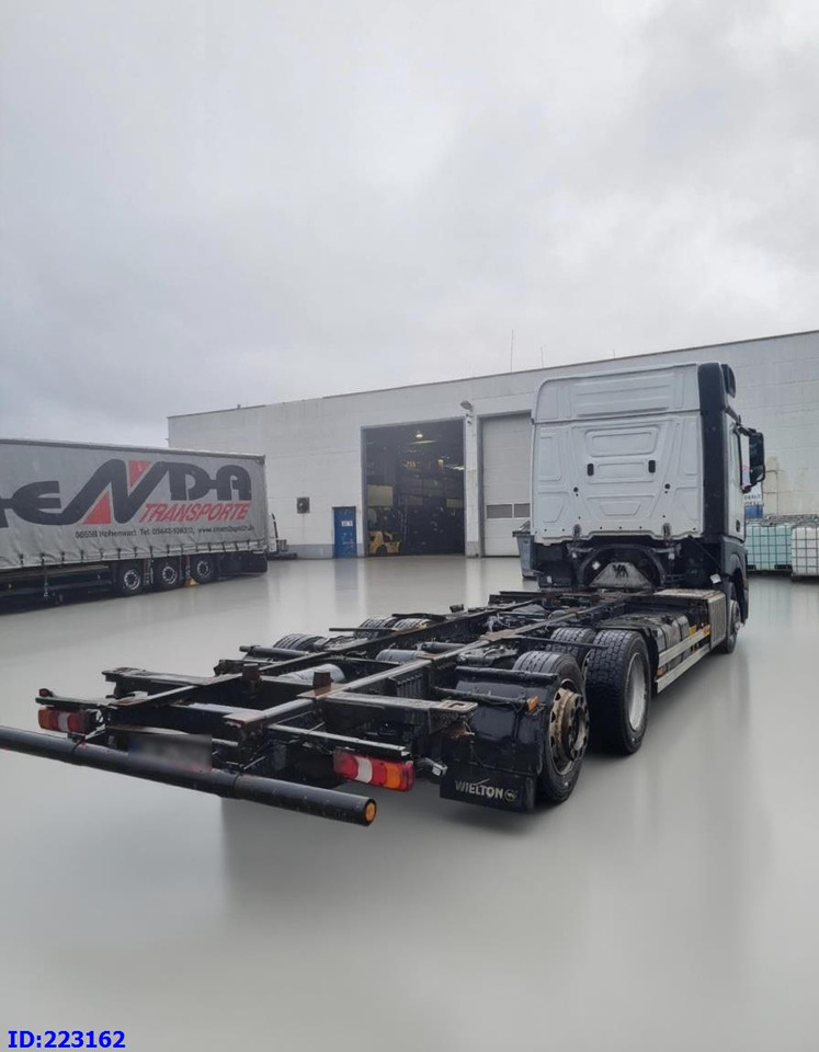 MERCEDES-BENZ Actros 2542 BDF 6x2 Euro6 - Châssis cabine: photos 4 MERCEDES-BENZ Actros 2542 BDF 6x2 Euro6 - Châssis cabine: photos 4