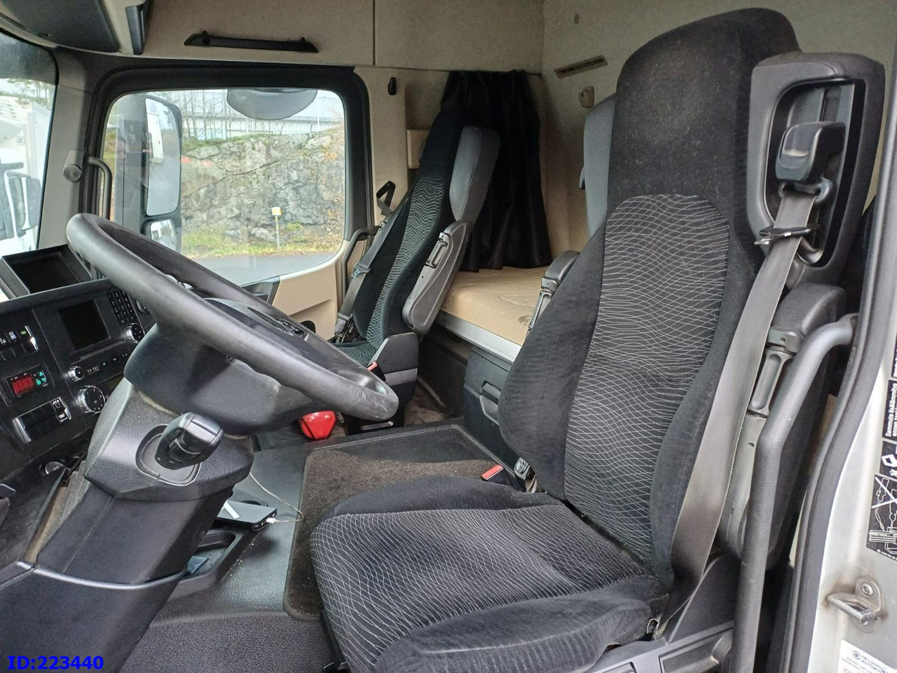 MERCEDES-BENZ Actros 2551 6x2 Euro6 - Camion frigorifique: photos 5 MERCEDES-BENZ Actros 2551 6x2 Euro6 - Camion frigorifique: photos 5