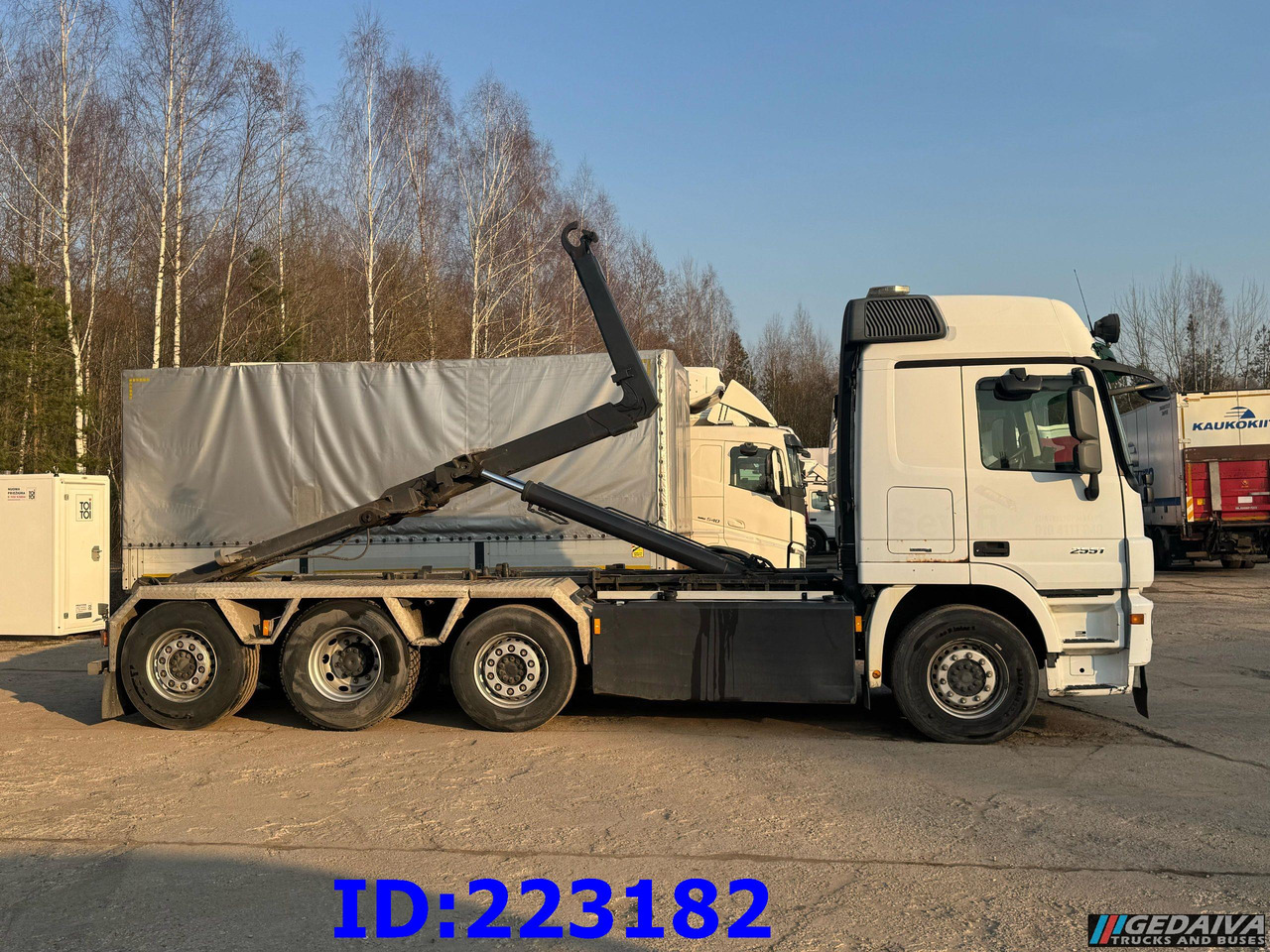 MERCEDES-BENZ Actros 2551 8x2 V8 Retarder - Camion ampliroll: photos 5 MERCEDES-BENZ Actros 2551 8x2 V8 Retarder - Camion ampliroll: photos 5