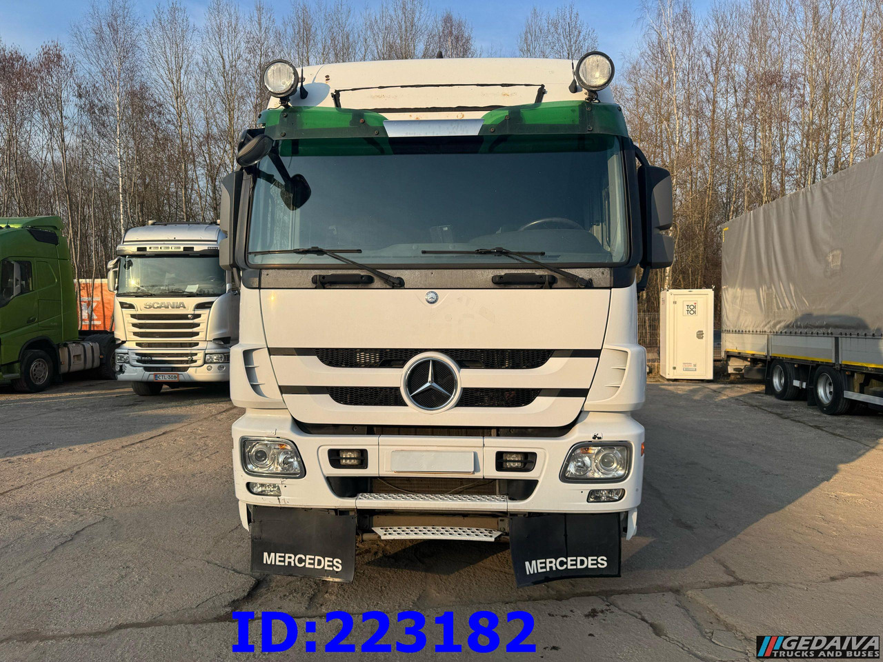 MERCEDES-BENZ Actros 2551 8x2 V8 Retarder - Camion ampliroll: photos 2 MERCEDES-BENZ Actros 2551 8x2 V8 Retarder - Camion ampliroll: photos 2