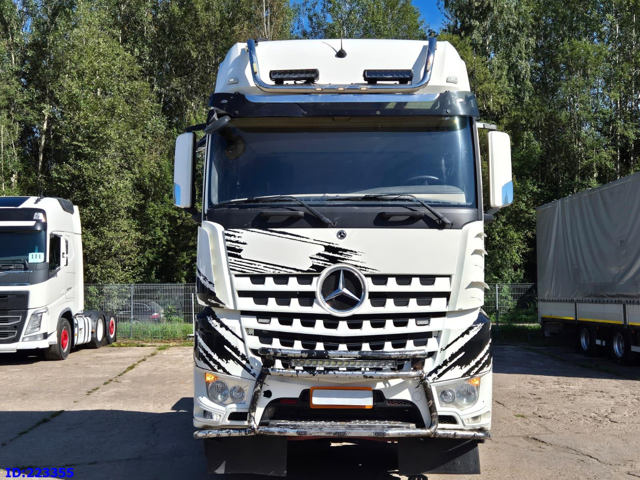 MERCEDES-BENZ Arocs 3763 8x4 Fullsteel - Châssis cabine: photos 2 MERCEDES-BENZ Arocs 3763 8x4 Fullsteel - Châssis cabine: photos 2