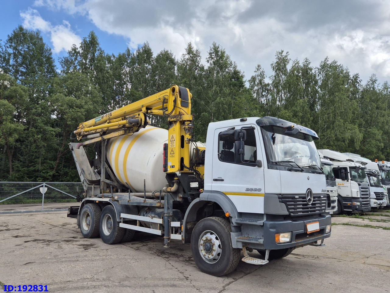 MERCEDES-BENZ Atego 2628 6x4 Schwing 17m 9m3 - Camion pompe: photos 4 MERCEDES-BENZ Atego 2628 6x4 Schwing 17m 9m3 - Camion pompe: photos 4