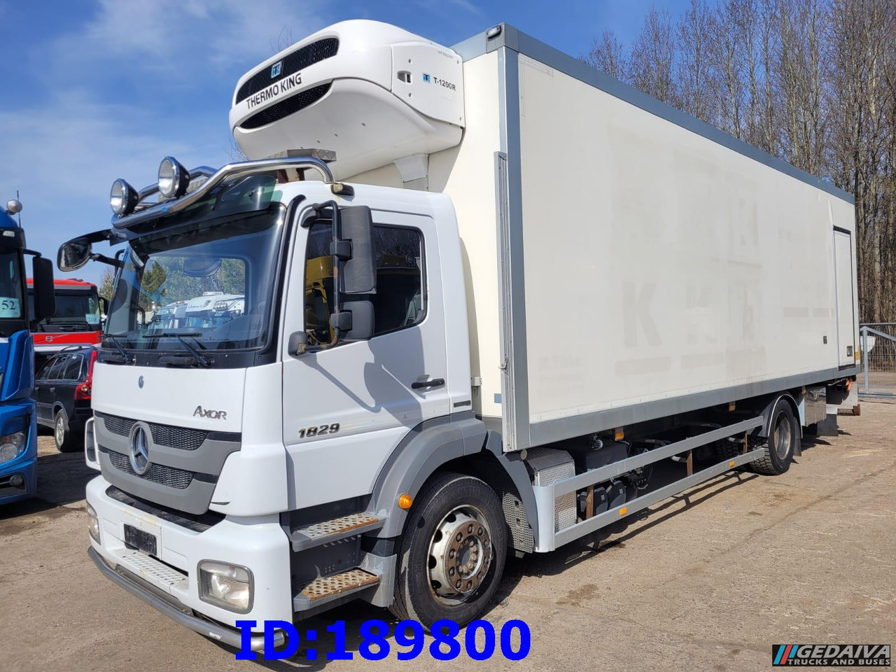 MERCEDES-BENZ Axor 1829 Euro5 Manual + Tail lift - Camion frigorifique: photos 1 MERCEDES-BENZ Axor 1829 Euro5 Manual + Tail lift - Camion frigorifique: photos 1