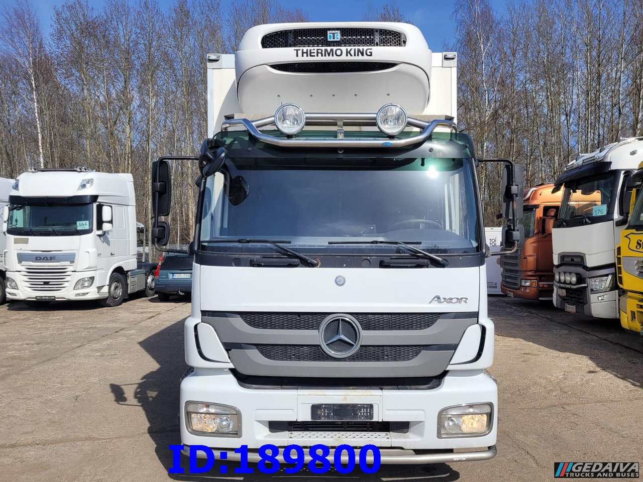 MERCEDES-BENZ Axor 1829 Euro5 Manual + Tail lift - Camion frigorifique: photos 2 MERCEDES-BENZ Axor 1829 Euro5 Manual + Tail lift - Camion frigorifique: photos 2