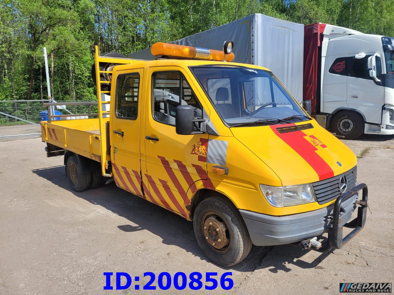MERCEDES-BENZ Sprinter 408D - 5 Seater - Camion plateau: photos 4 MERCEDES-BENZ Sprinter 408D - 5 Seater - Camion plateau: photos 4