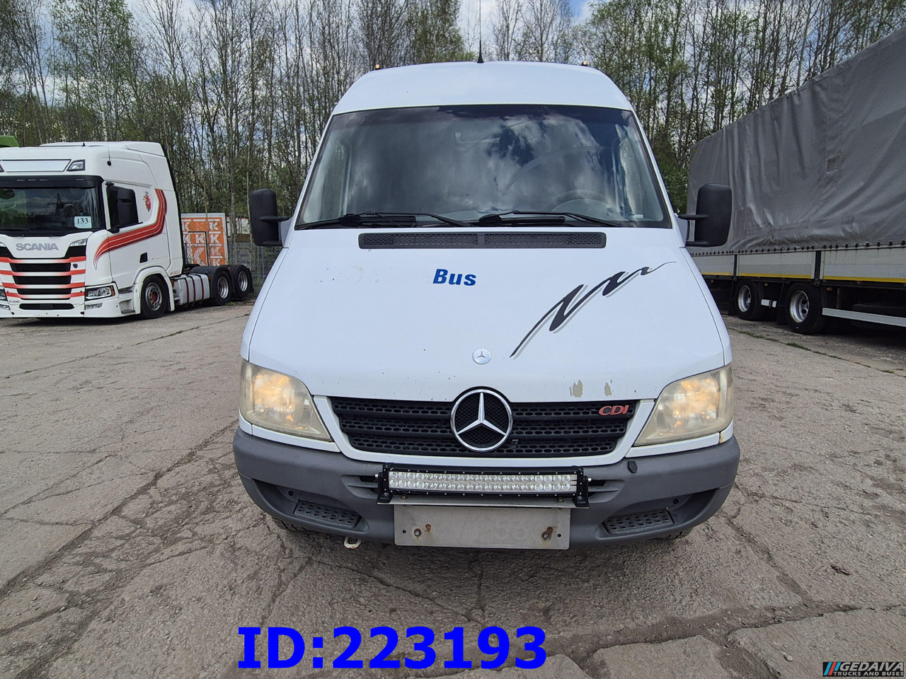 MERCEDES-BENZ Sprinter 416 VIP AC 17-seater - Autocar: photos 2 MERCEDES-BENZ Sprinter 416 VIP AC 17-seater - Autocar: photos 2