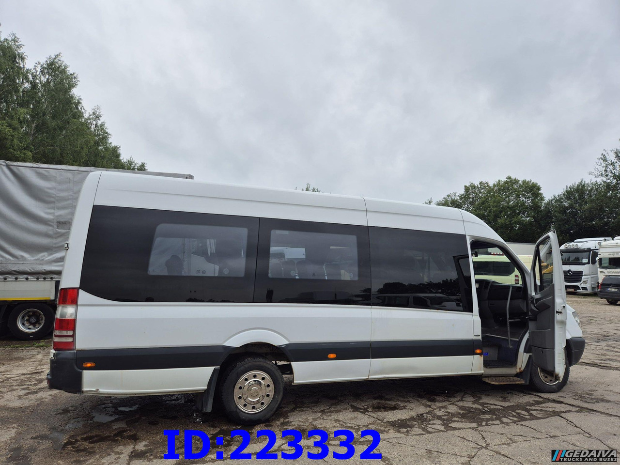 MERCEDES-BENZ Sprinter 516 VIP - 20 places - Autocar: photos 5 MERCEDES-BENZ Sprinter 516 VIP - 20 places - Autocar: photos 5