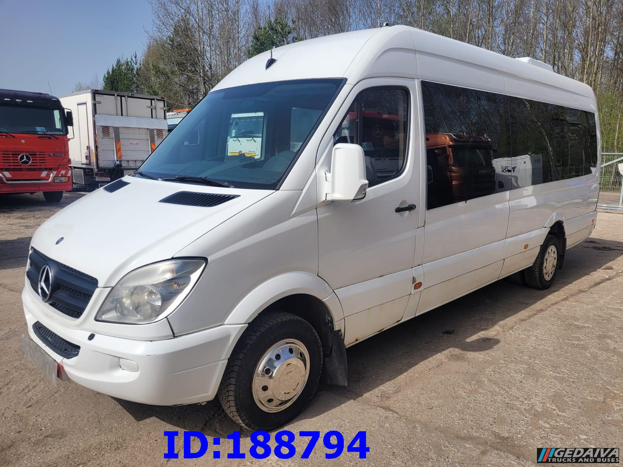 MERCEDES-BENZ Sprinter 518 - Kasten VIP - 20 Seater - Autocar: photos 1 MERCEDES-BENZ Sprinter 518 - Kasten VIP - 20 Seater - Autocar: photos 1