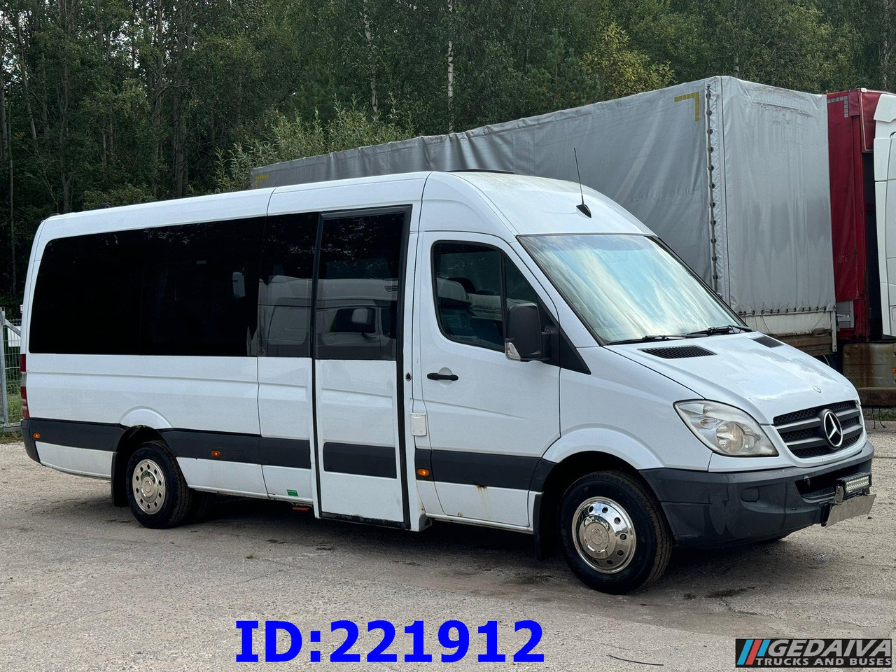 MERCEDES-BENZ Sprinter 518 VIP 17-Place - Autocar: photos 4 MERCEDES-BENZ Sprinter 518 VIP 17-Place - Autocar: photos 4
