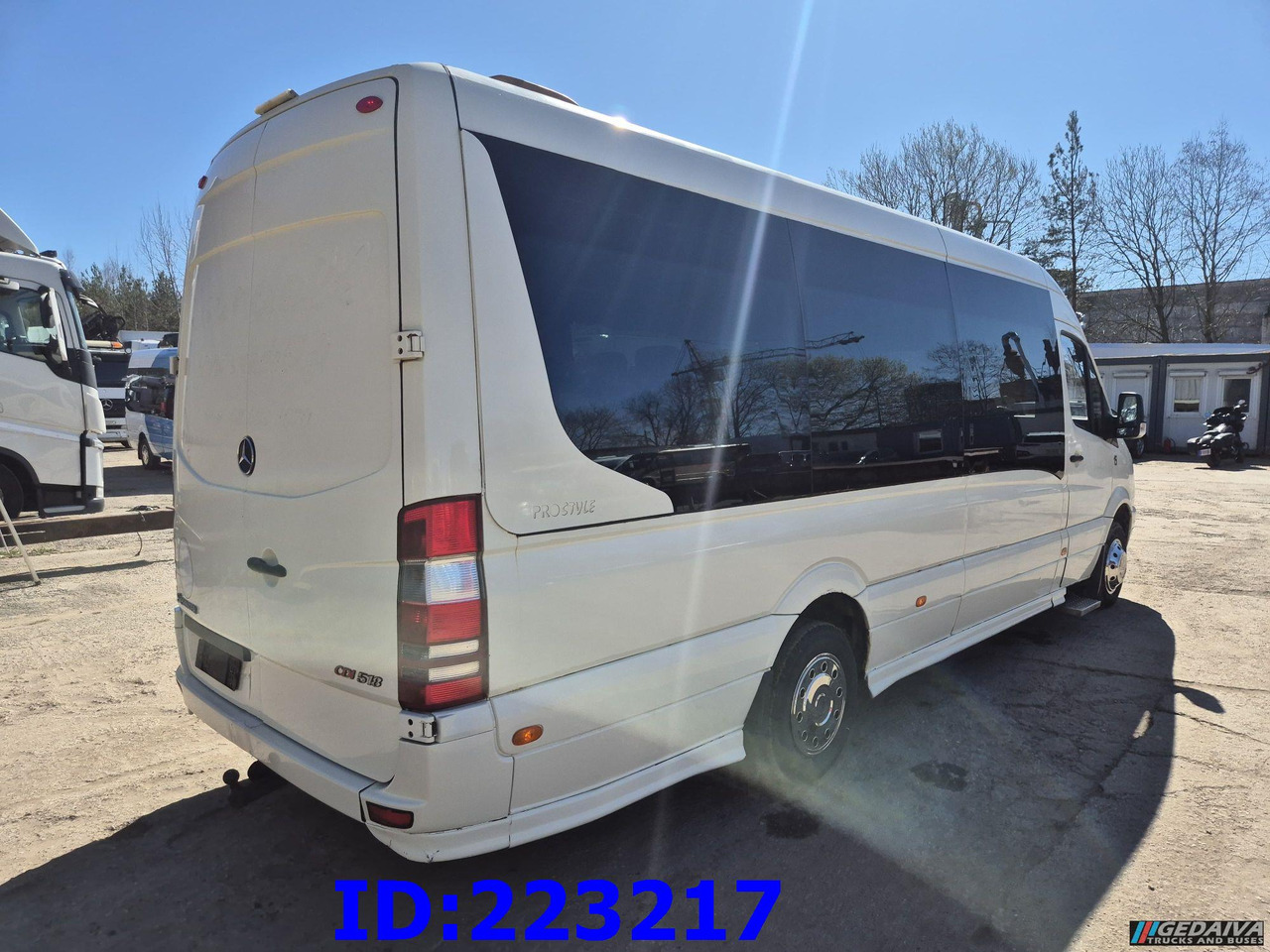 MERCEDES-BENZ Sprinter 518 VIP Prostyle 17-Place (Motor defekt) - Autocar: photos 3 MERCEDES-BENZ Sprinter 518 VIP Prostyle 17-Place (Motor defekt) - Autocar: photos 3