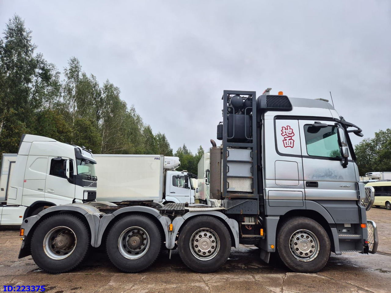 MERCEDES-BENZ Actros 4160 8x4 Big axle - Retarder - Tracteur routier: photos 5 MERCEDES-BENZ Actros 4160 8x4 Big axle - Retarder - Tracteur routier: photos 5
