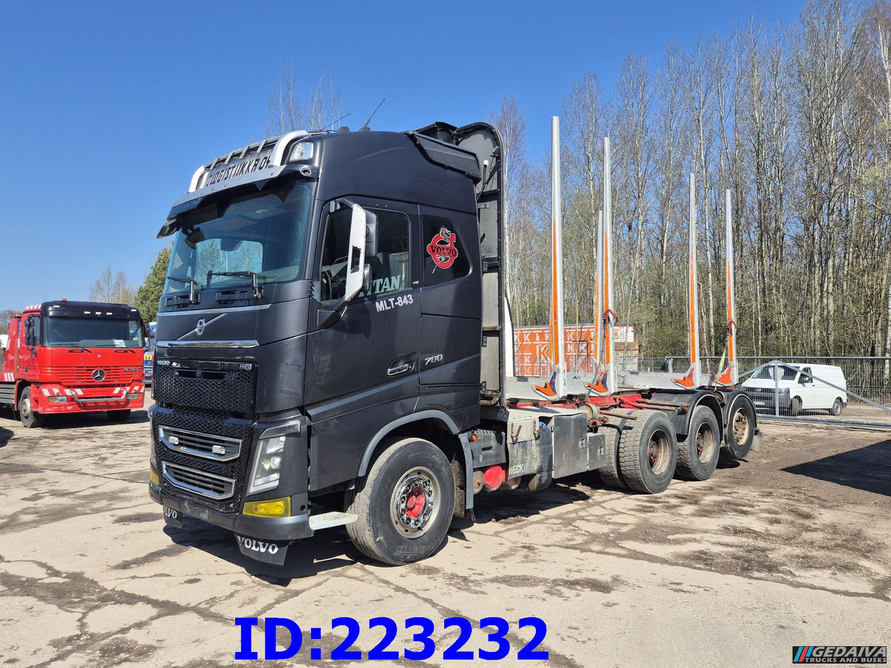 VOLVO FH16 700HP 8X4 Big Axles - Camion grumier: photos 1 VOLVO FH16 700HP 8X4 Big Axles - Camion grumier: photos 1