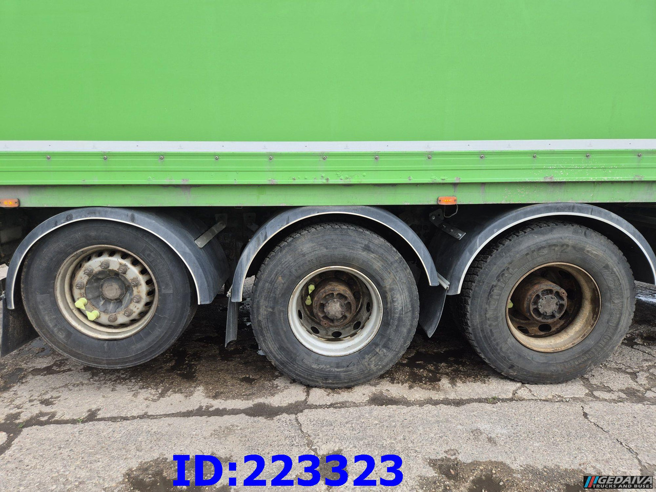 VOLVO FH16 750HP - 8x4 -Big Axles - Camion fourgon: photos 5 VOLVO FH16 750HP - 8x4 -Big Axles - Camion fourgon: photos 5