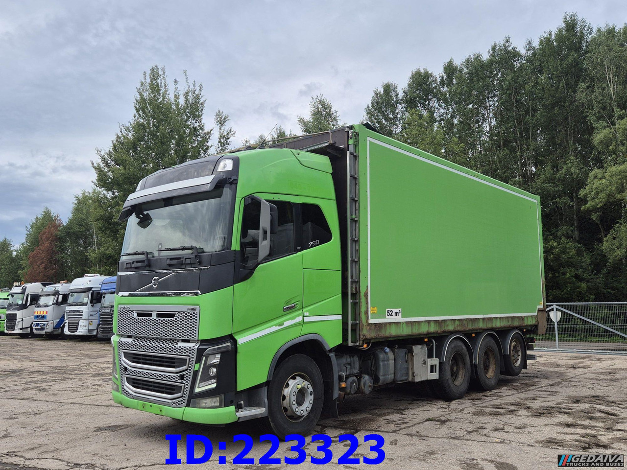 VOLVO FH16 750HP - 8x4 -Big Axles - Camion fourgon: photos 1 VOLVO FH16 750HP - 8x4 -Big Axles - Camion fourgon: photos 1