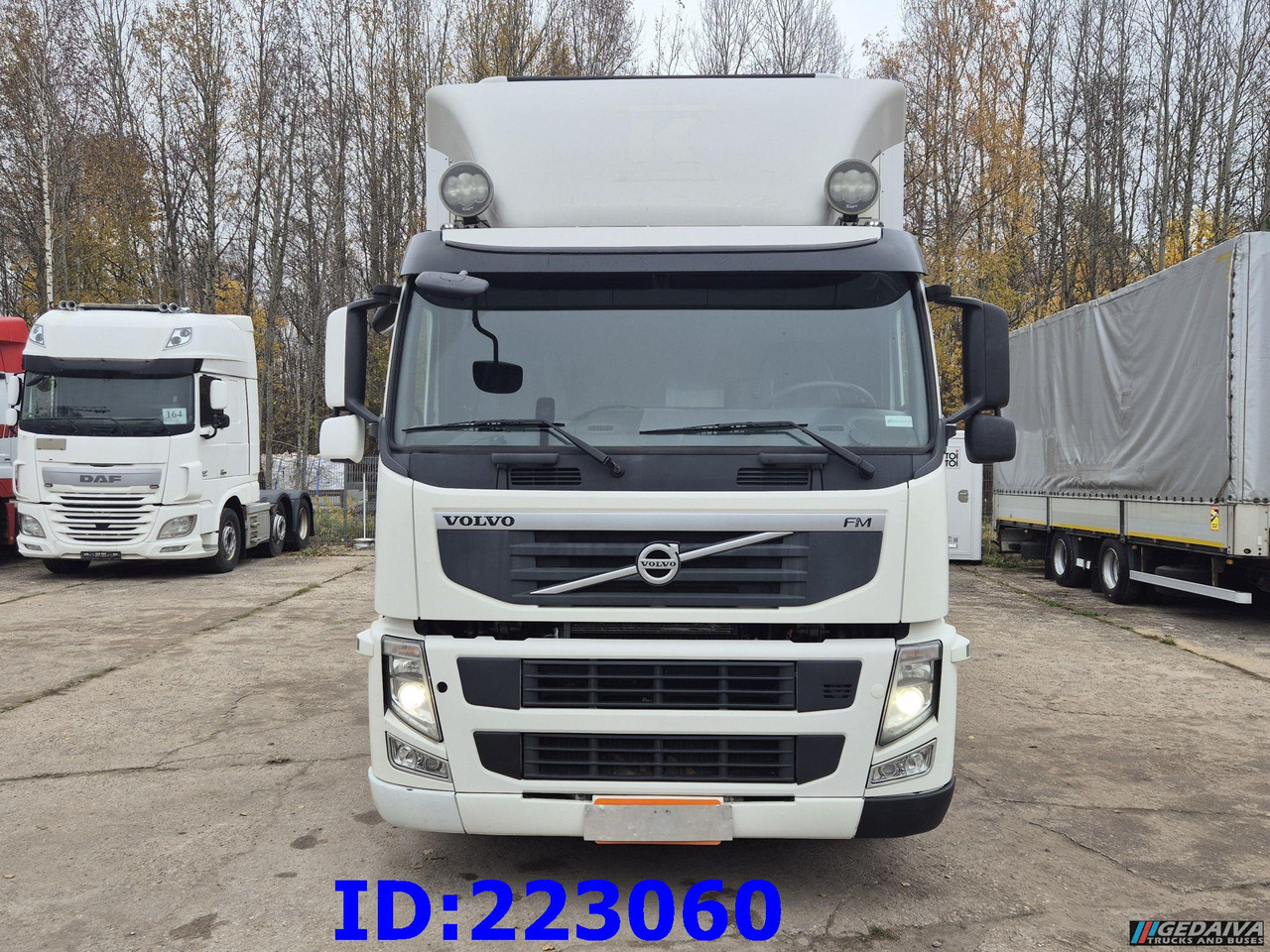 VOLVO FM 410HP - 6X2 - Euro5 -Steering axle - Camion frigorifique: photos 2 VOLVO FM 410HP - 6X2 - Euro5 -Steering axle - Camion frigorifique: photos 2