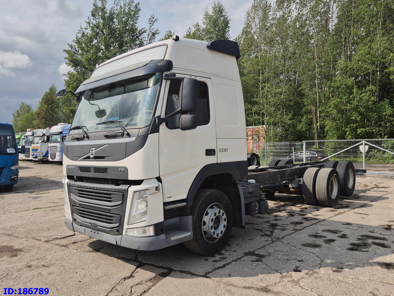 VOLVO FM13 500HP 6x2 - Châssis cabine: photos 1 VOLVO FM13 500HP 6x2 - Châssis cabine: photos 1