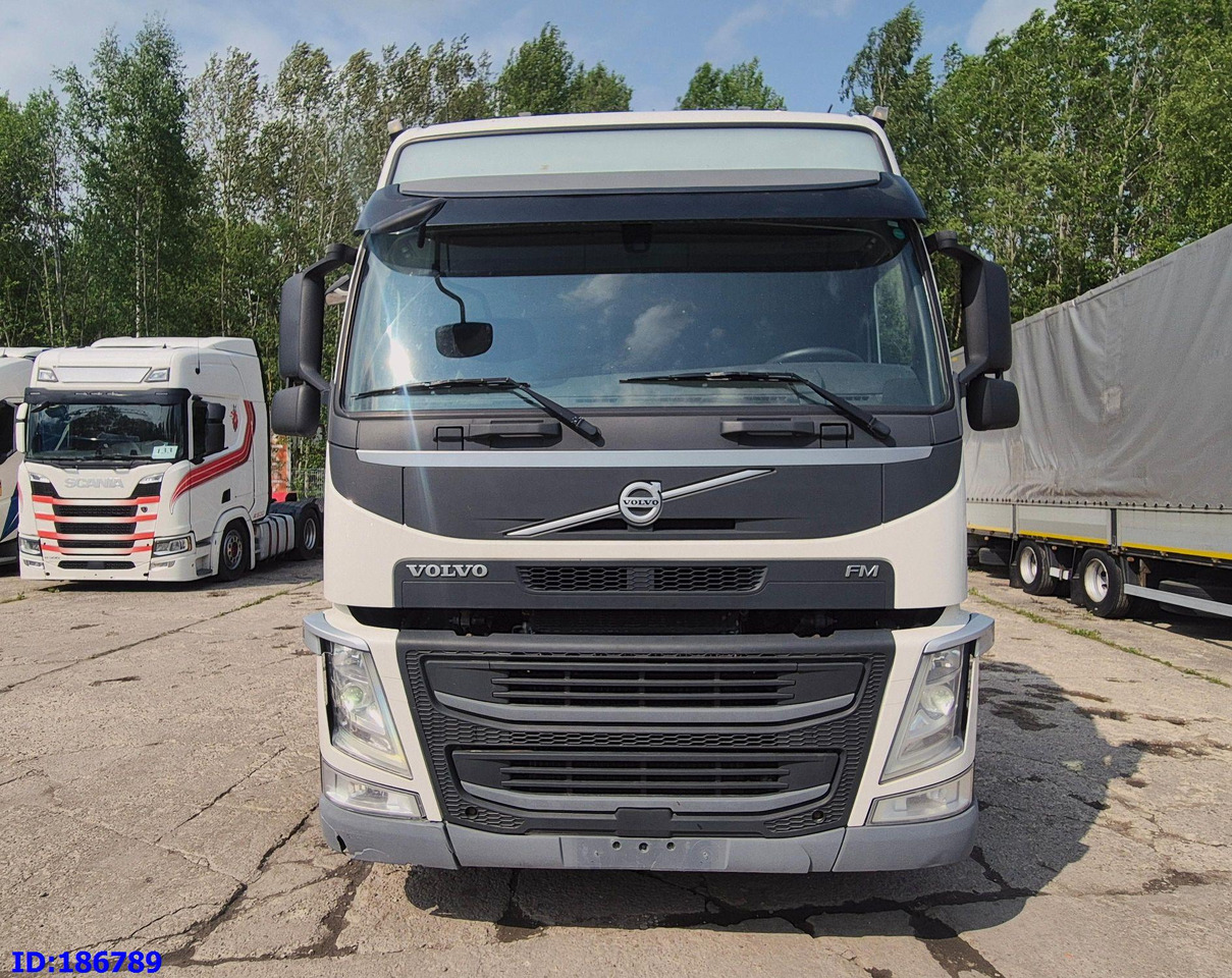 VOLVO FM13 500HP 6x2 - Châssis cabine: photos 2 VOLVO FM13 500HP 6x2 - Châssis cabine: photos 2