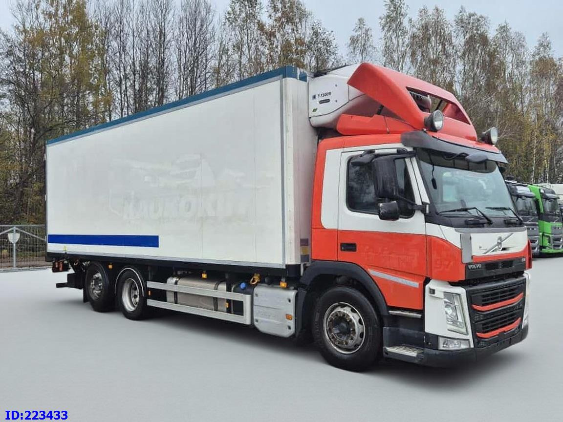 VOLVO FM13 500HP Thermoking Steering Axle - Camion frigorifique: photos 4 VOLVO FM13 500HP Thermoking Steering Axle - Camion frigorifique: photos 4