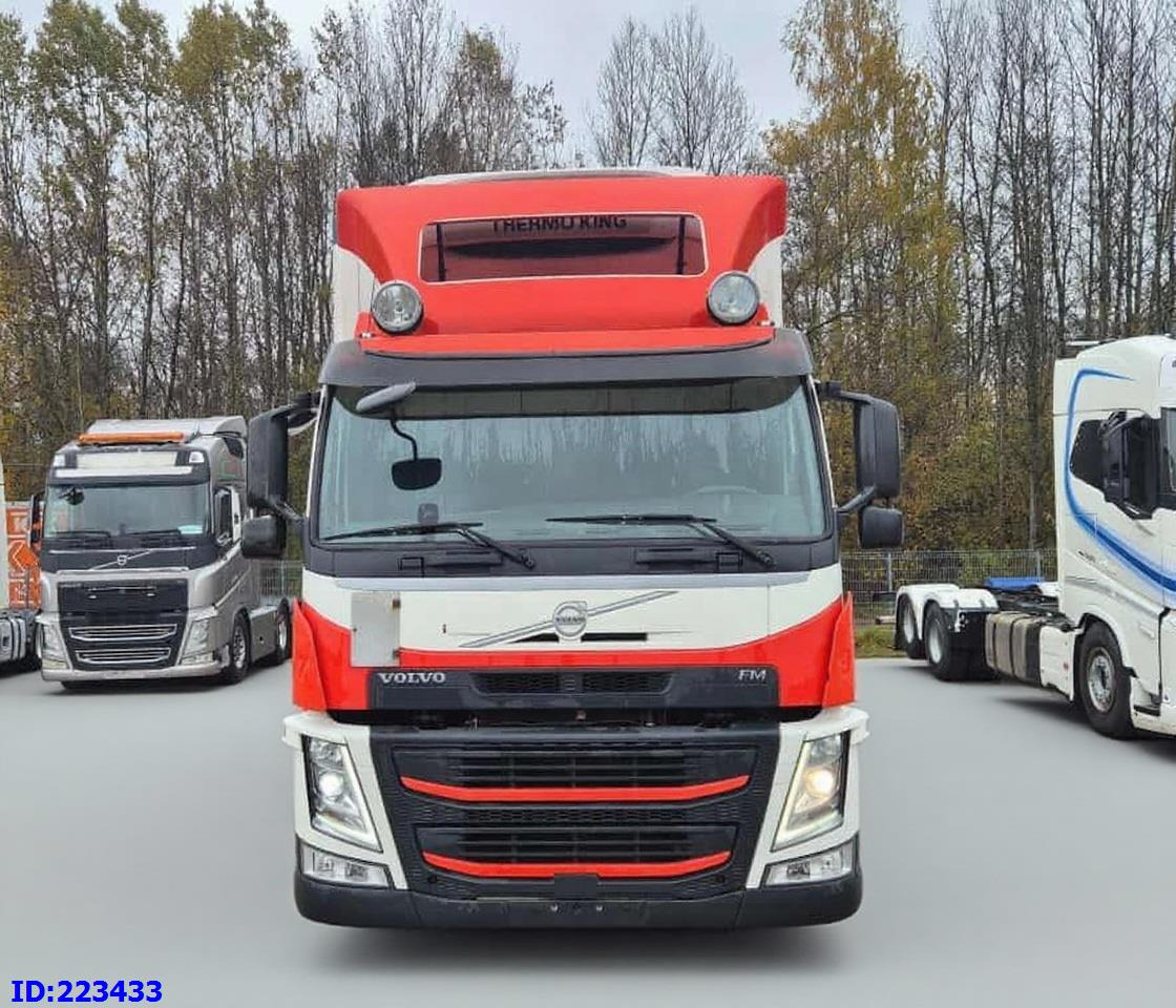 VOLVO FM13 500HP Thermoking Steering Axle - Camion frigorifique: photos 2 VOLVO FM13 500HP Thermoking Steering Axle - Camion frigorifique: photos 2