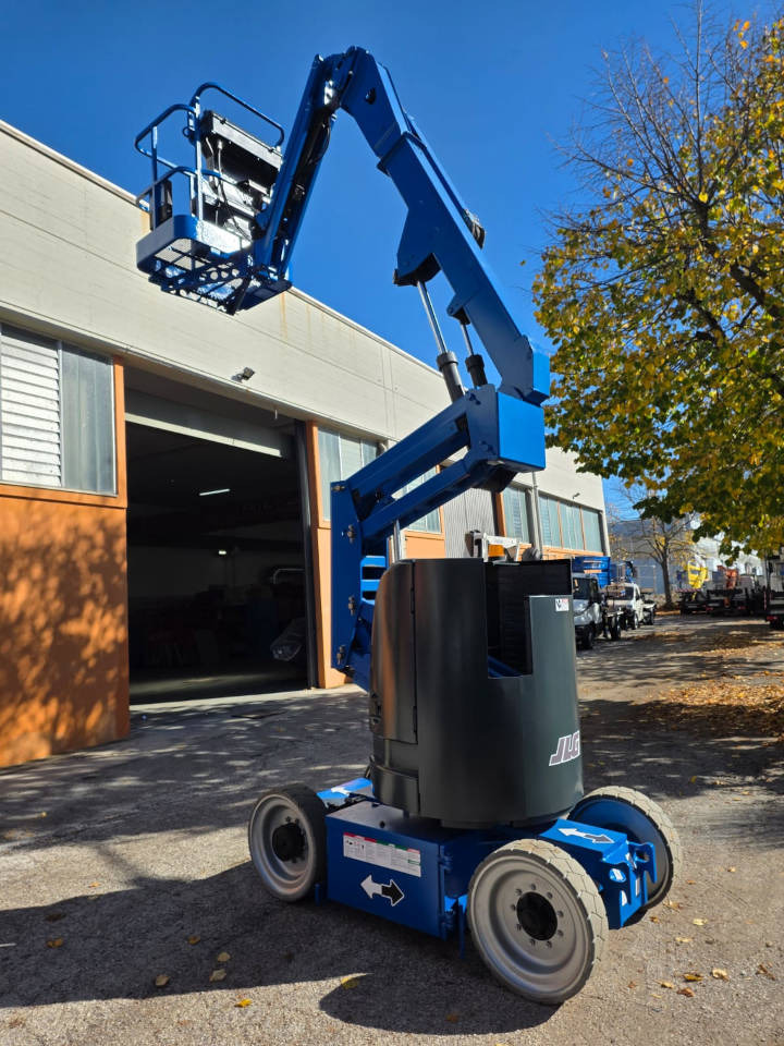 Nacelle articulée JLG E 300 AJP: photos 7