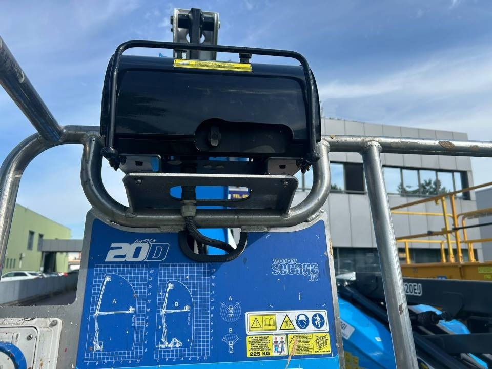 Socage 20D  - Camion avec nacelle: photos 5 Socage 20D  - Camion avec nacelle: photos 5