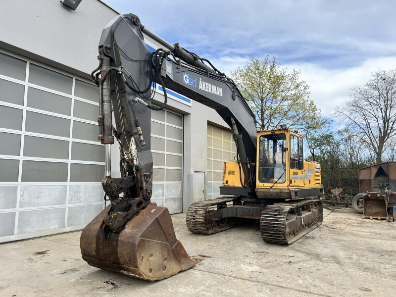 Akerman EC 300 (111182) - Pelle sur chenille: photos 3 Akerman EC 300 (111182) - Pelle sur chenille: photos 3