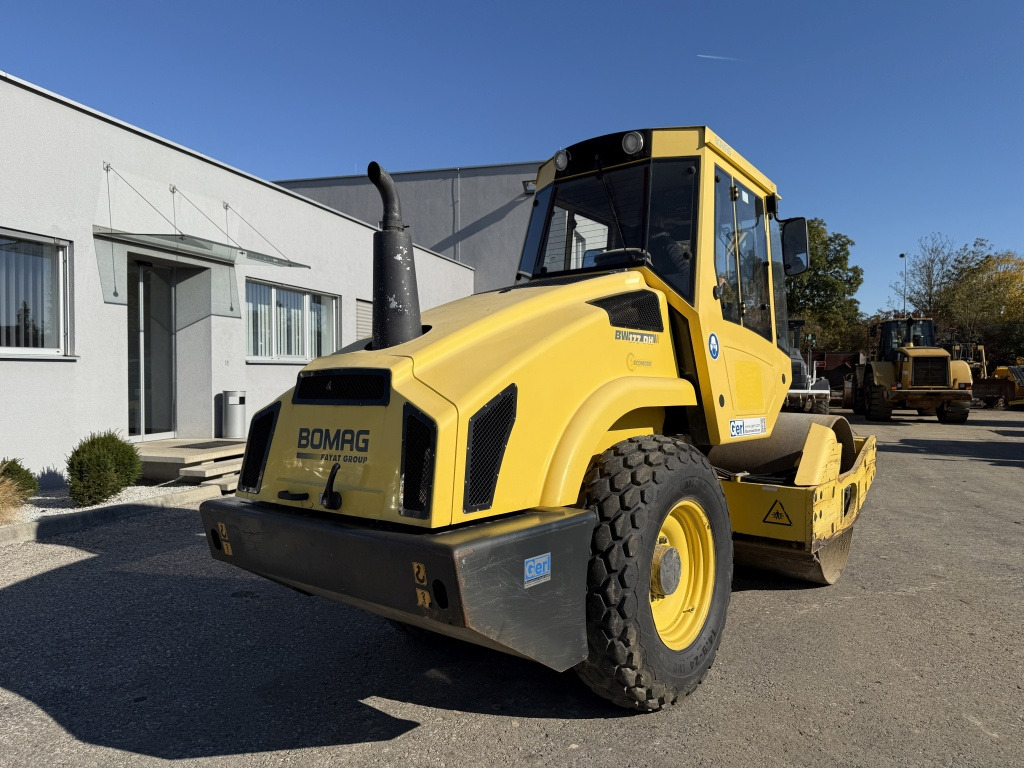 Compacteur à pieds de mouton/ Monocylindre Bomag BW 177DH-4 (111742): photos 6