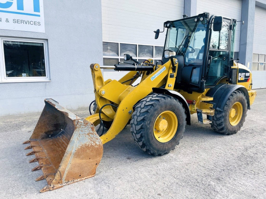 Caterpillar 908M (3927) - Chargeuse sur pneus: photos 4 Caterpillar 908M (3927) - Chargeuse sur pneus: photos 4