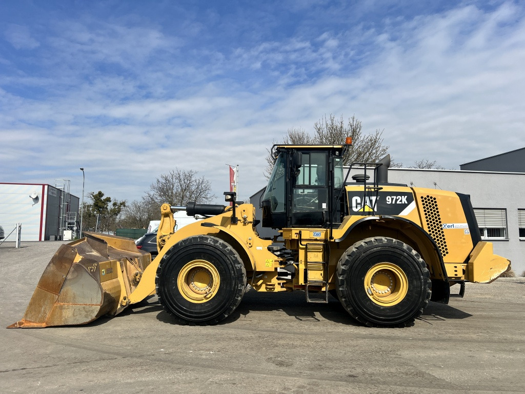 Caterpillar 972 K (111548) - Chargeuse sur pneus: photos 1 Caterpillar 972 K (111548) - Chargeuse sur pneus: photos 1