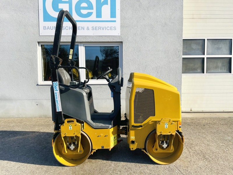Caterpillar CB14B (3399) - Compacteur: photos 2 Caterpillar CB14B (3399) - Compacteur: photos 2