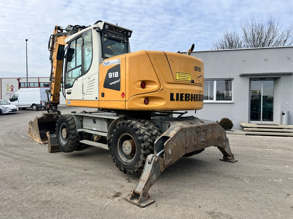 Liebherr A 918 C-Litronic (111509) - Pelle sur pneus: photos 4 Liebherr A 918 C-Litronic (111509) - Pelle sur pneus: photos 4