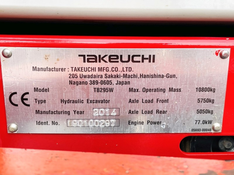 Takeuchi TB295W (3750) - Pelle sur pneus: photos 4 Takeuchi TB295W (3750) - Pelle sur pneus: photos 4