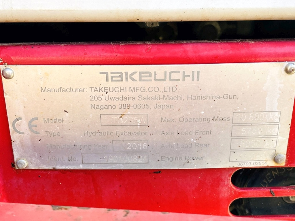 Takeuchi TB295W (3964) - Pelle sur pneus: photos 4 Takeuchi TB295W (3964) - Pelle sur pneus: photos 4
