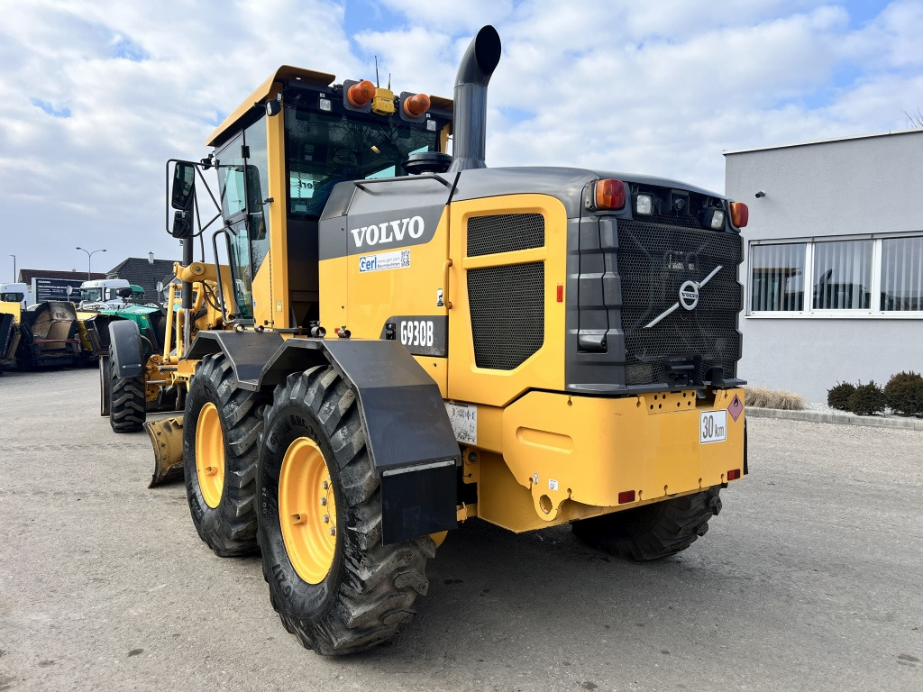 Volvo G 930 B (111500) - Niveleuse: photos 4 Volvo G 930 B (111500) - Niveleuse: photos 4