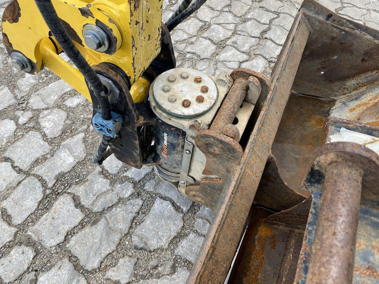 Mini pelle Komatsu PC16R-3HS CANOPY: photos 9