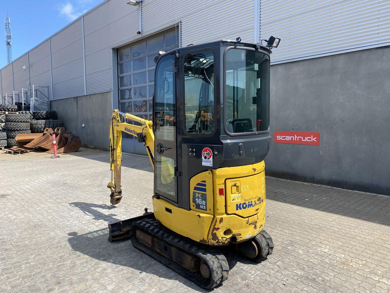 Komatsu PC16R-3HS - Mini pelle: photos 2 Komatsu PC16R-3HS - Mini pelle: photos 2