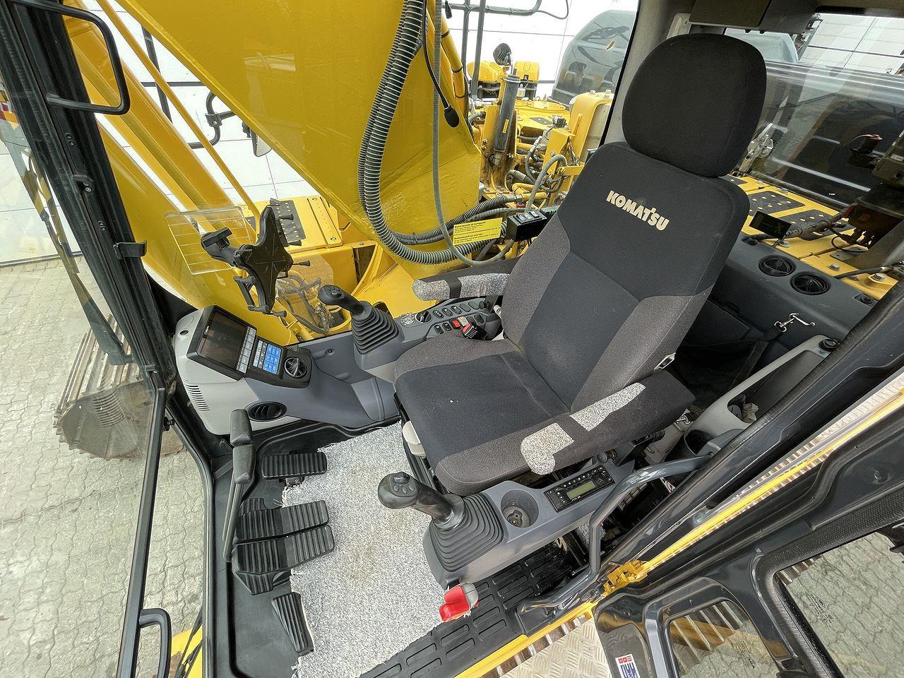 Komatsu PC290LC-11EO - Pelle sur chenille: photos 3 Komatsu PC290LC-11EO - Pelle sur chenille: photos 3