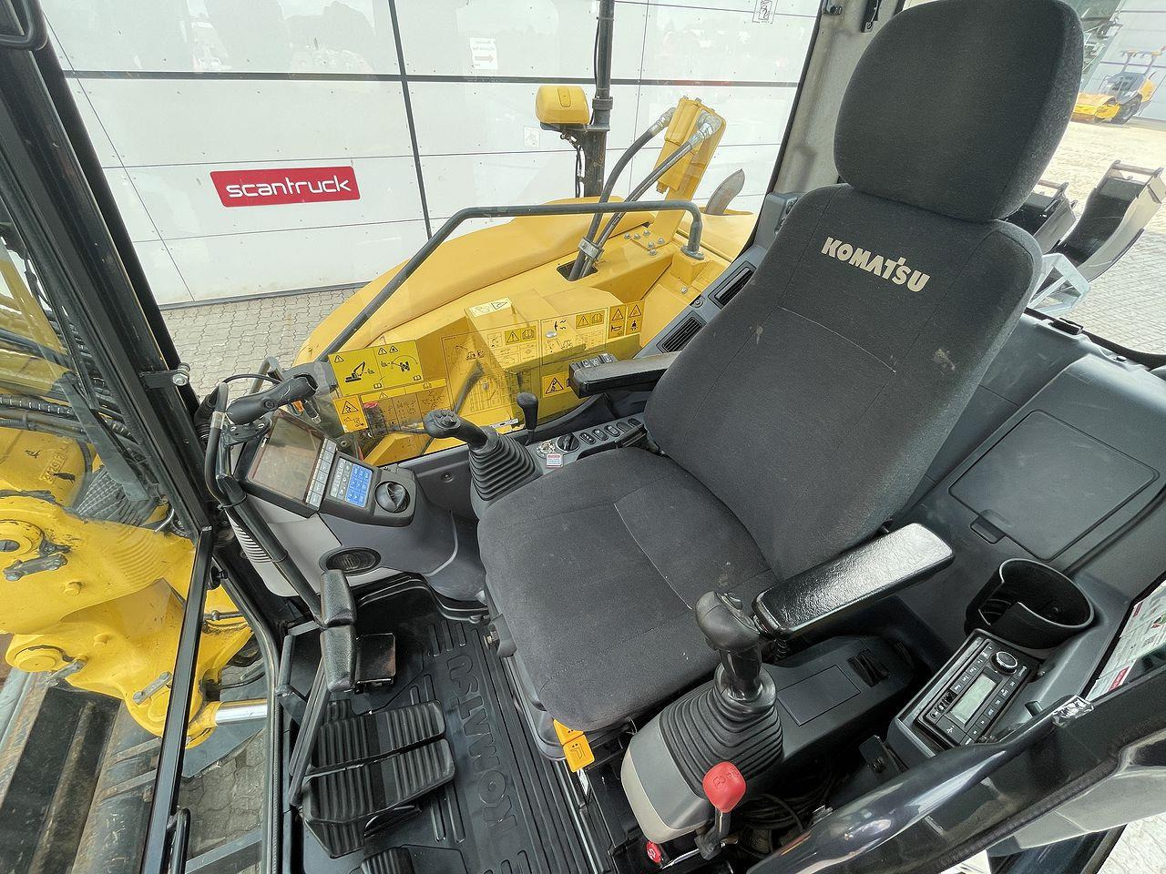 Komatsu PC88MR-10 med Topcon - Mini pelle: photos 3 Komatsu PC88MR-10 med Topcon - Mini pelle: photos 3
