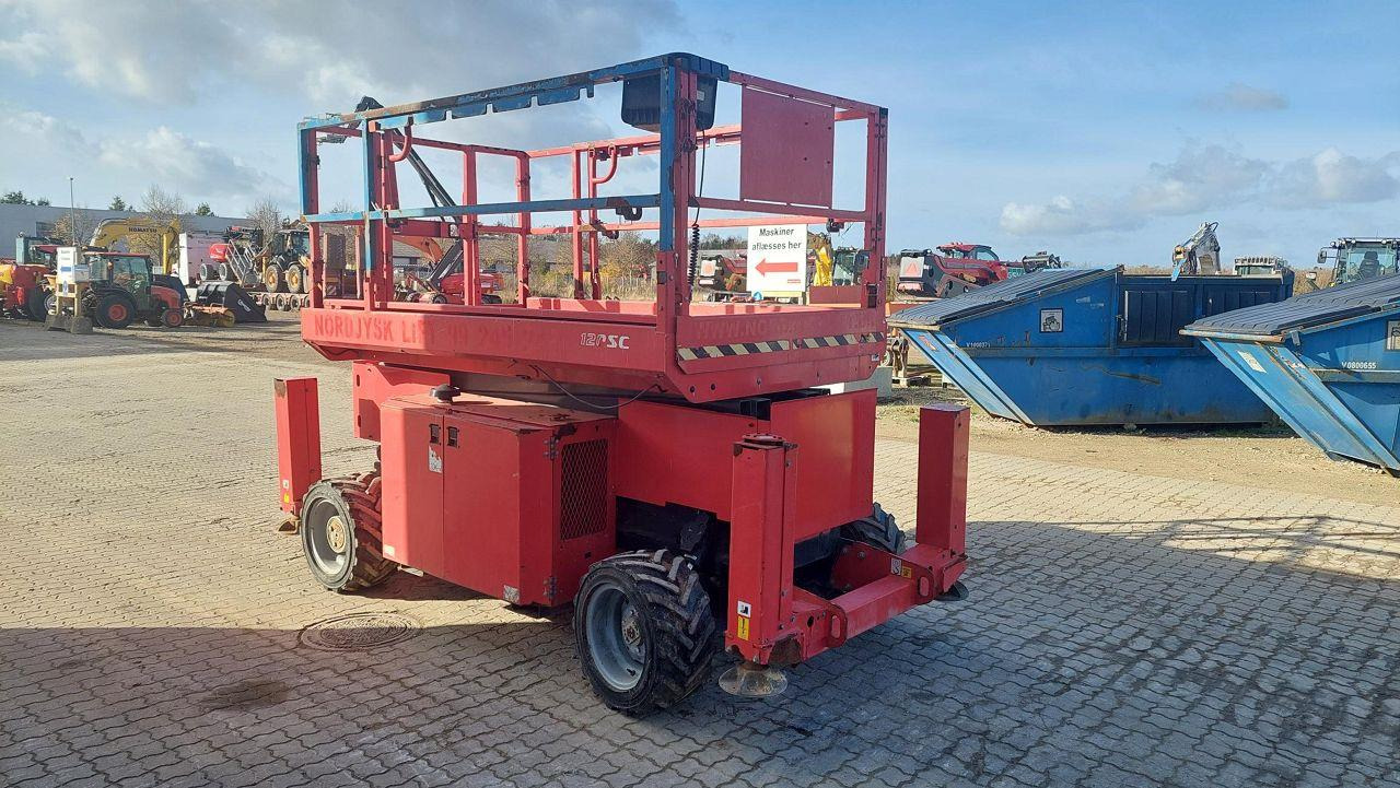 Manitou 120SC - Nacelle ciseaux: photos 4 Manitou 120SC - Nacelle ciseaux: photos 4