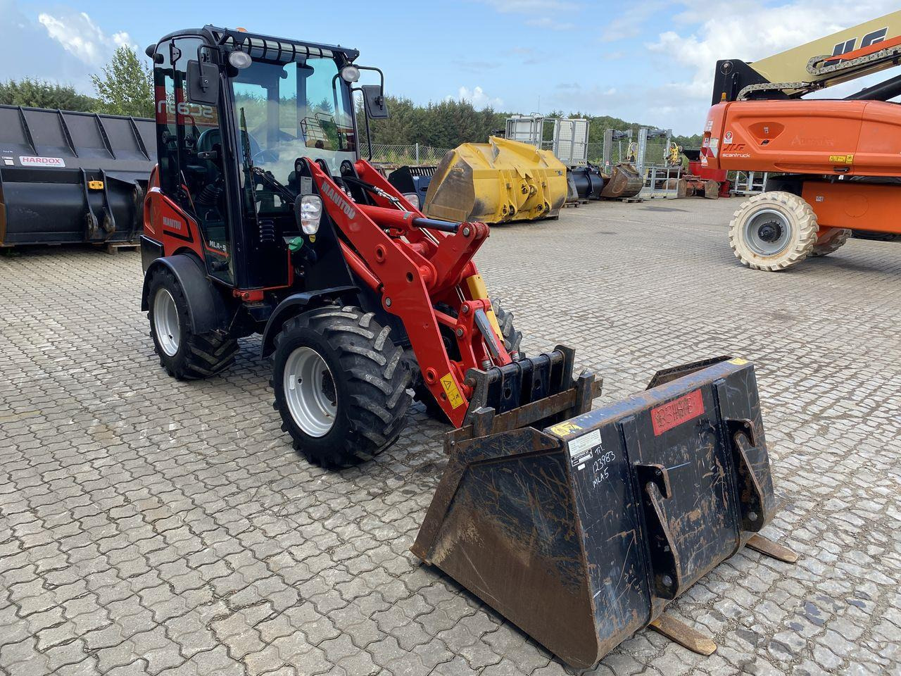 Manitou MLA 5-50H-Z CAB - Valet de ferme: photos 5 Manitou MLA 5-50H-Z CAB - Valet de ferme: photos 5