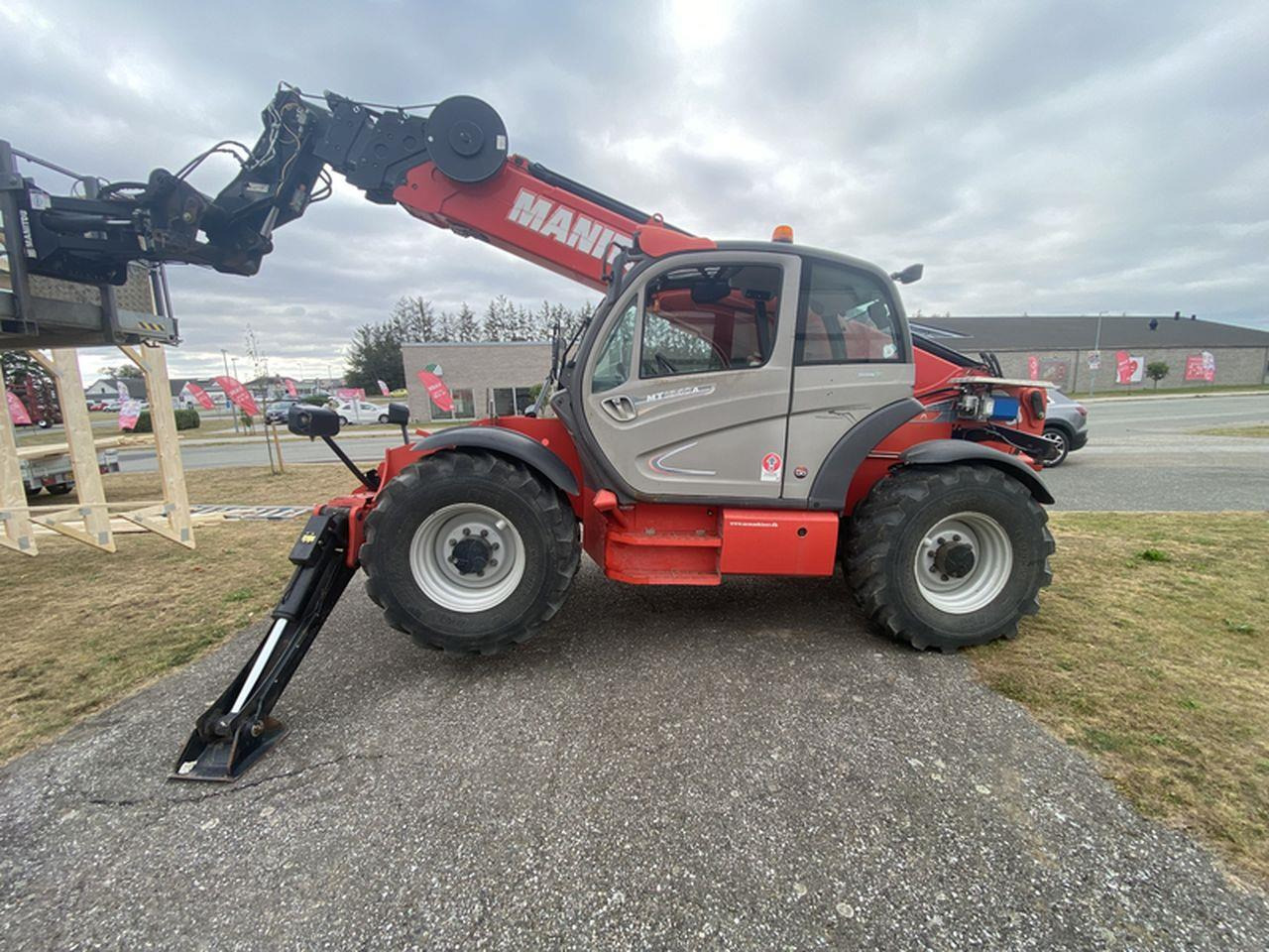 Manitou MT1840A ST3B - Chariot télescopique: photos 2 Manitou MT1840A ST3B - Chariot télescopique: photos 2