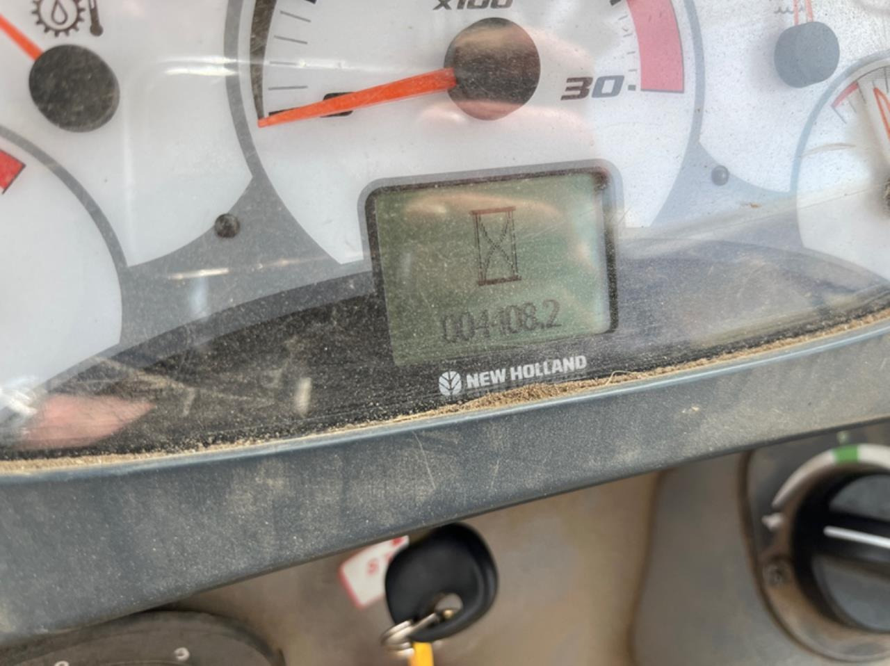 New Holland LB115 - Tractopelle: photos 3 New Holland LB115 - Tractopelle: photos 3