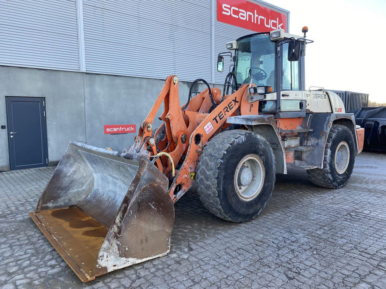 Chargeuse sur pneus Terex TL210: photos 1